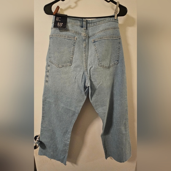 NWT GAP Kick Fit Jeans - Size 14/32R - Picture 2 of 5